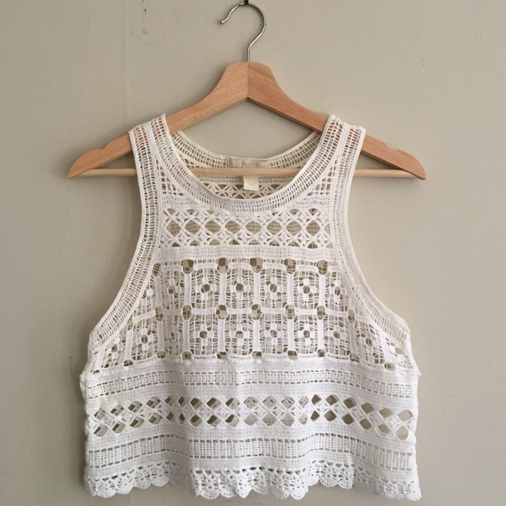 Forever 21 Crochet Crop Cream White Size Small